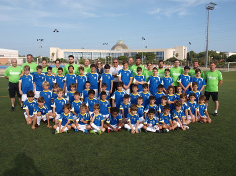 Arranca el IV Campus Infantil de Fútbol UCA en el Complejo Deportivo de Puerto Real.