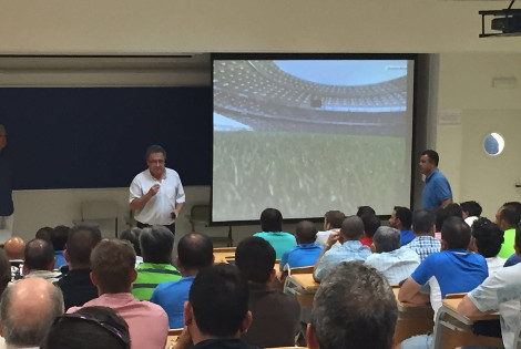 El Aula de Fútbol en las Jornadas de Actualización y Formación de Entrenadores en el Campus de Puerto Real.